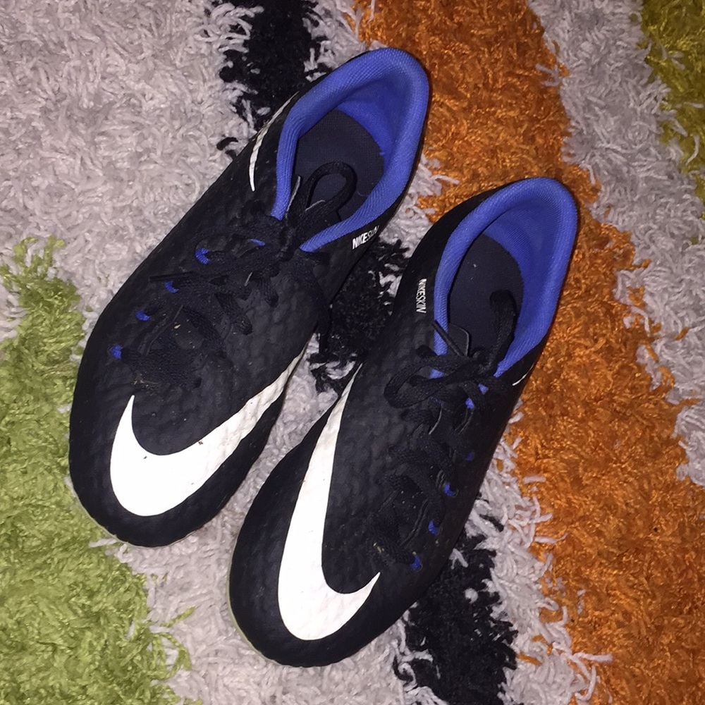 Hyper venom Nike skin soccer cleats size 5.5